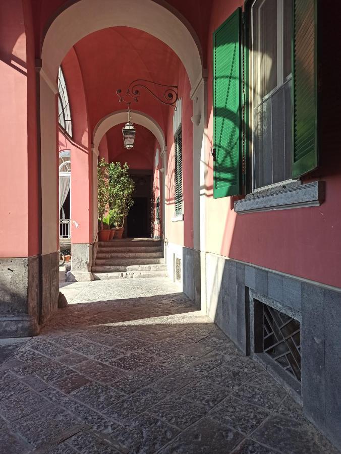 Отель B-Montedidio Неаполь Экстерьер фото